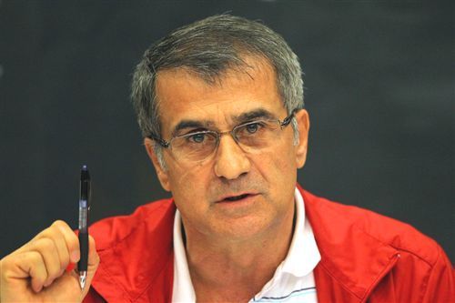 senol-gunes-ten-veda-mesaji-4306599_8771_o